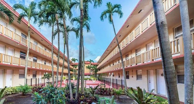 royalpalmgardenscondo_03