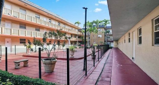 royalpalmgardenscondo_04